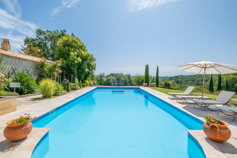 French property for sale in Saint-Émilion, Gironde - &#8364;2,395,000 - photo 2