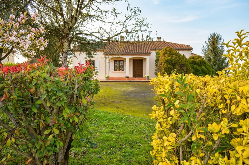 French property for sale in Marmande, Lot-et-Garonne - €283,550 - photo 0