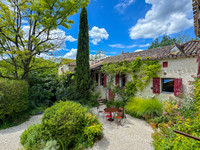 Maison à vendre à Montcuq-en-Quercy-Blanc, Lot - 424.000 € - photo 1