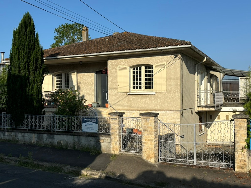 Maison à vendre à Angoulême, Charente - 174.410 € - photo 1