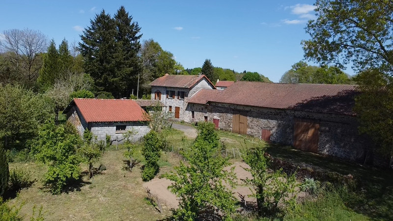 French property for sale in Bussière-Galant, Haute-Vienne - photo 2