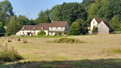French property for sale in Longny les Villages, Orne - €299,500 - photo 2