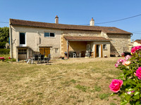 Propriété à vendre à Saint-Clair, Vienne - 119 000 € - photo n°1