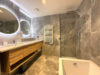 Ski property for sale in La Rosiere - €1,995,000 - photo 5