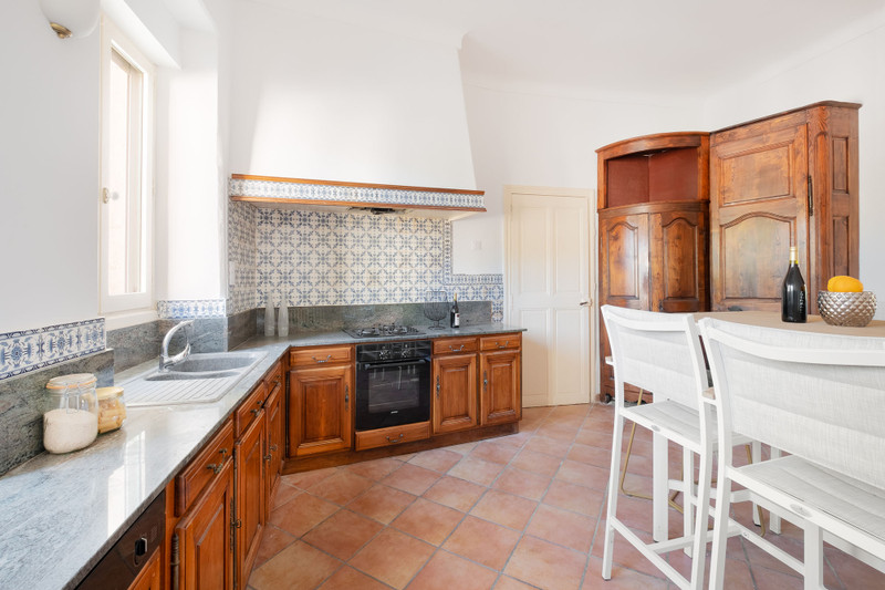 French property for sale in Uzès, Gard - €780,000 - photo 6