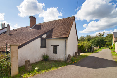 French property for sale in Aubigné-Racan, Sarthe - €99,000 - photo 12
