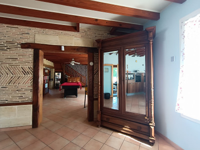 French property for sale in Le Fieu, Gironde - €480,000 - photo 4
