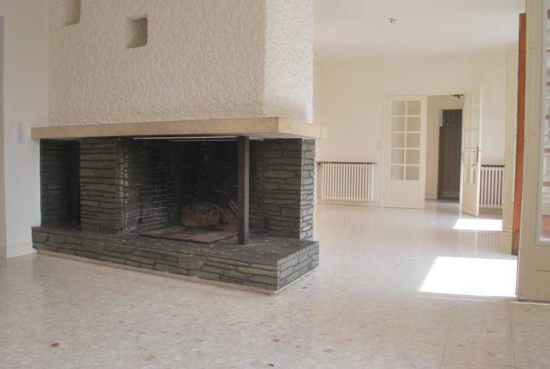 French property for sale in Montmorillon, Vienne - €180,000 - photo 5