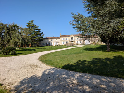 house for sale in Charente-Maritime