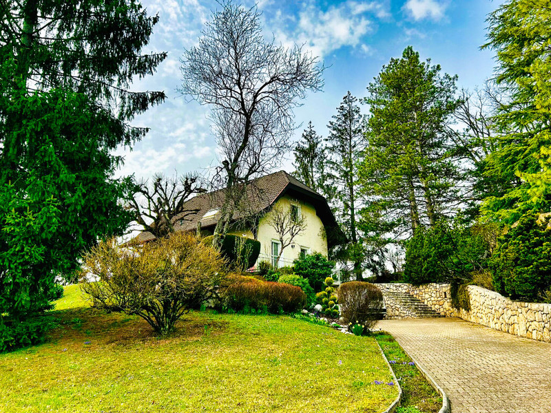 Propriété à vendre à Chavanod, Haute-Savoie - 880 000 €