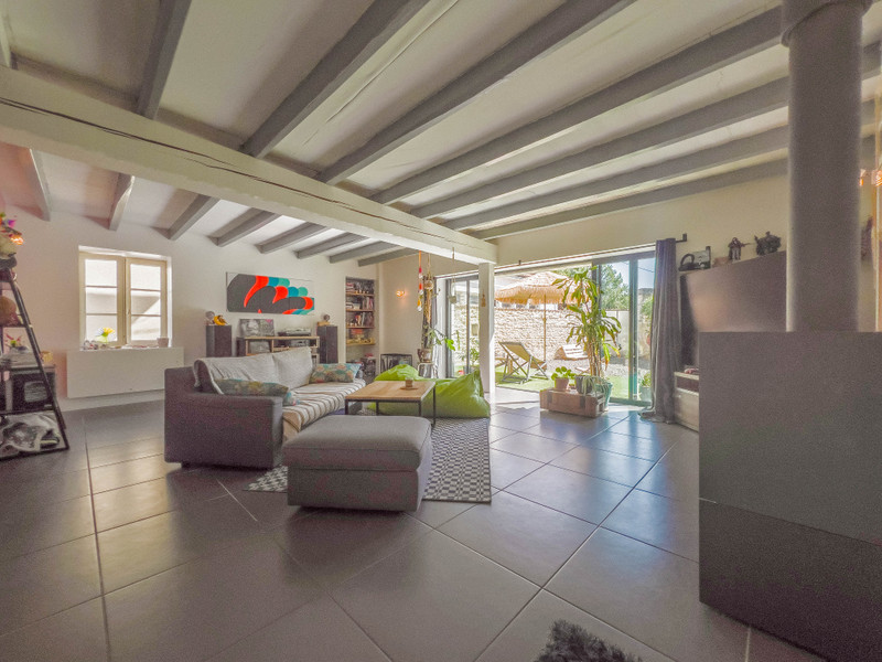 French property for sale in Vindelle, Charente - €249,900 - photo 1