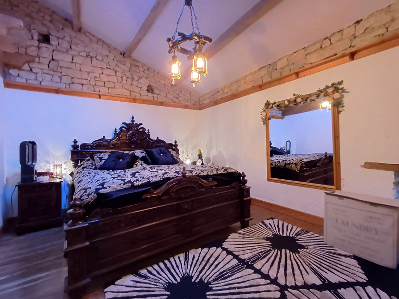 French property for sale in Ambérac, Charente - €256,800 - photo 10