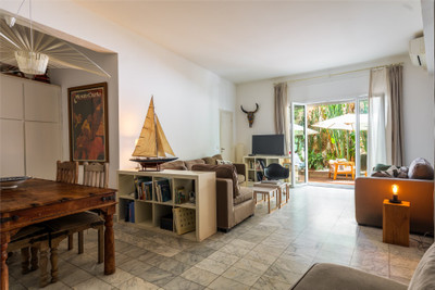 French property for sale in Nice, Alpes-Maritimes - €890,000 - photo 8