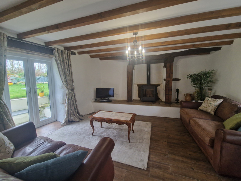 French property for sale in Bourbriac, Côtes-d'Armor - €188,000 - photo 3
