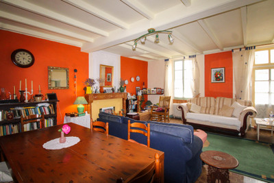 French property for sale in Fontenet, Charente-Maritime - €304,950 - photo 1