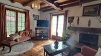 Propriété à vendre à Gardes-le-Pontaroux, Charente - 195 000 € - photo n°2