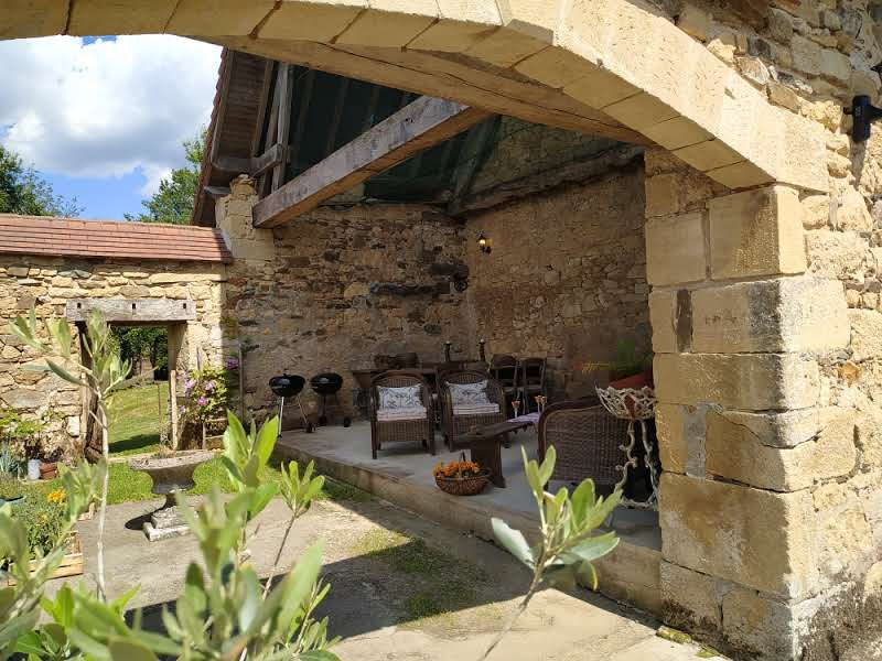 French property for sale in Excideuil, Dordogne - &#8364;898,300 - photo 4
