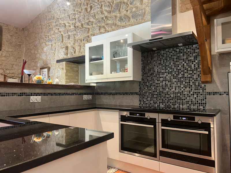 French property for sale in Minzac, Dordogne - €275,000 - photo 2