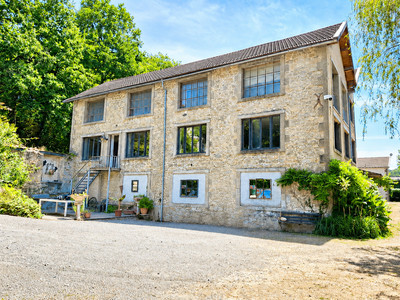 French property for sale in Saint-Junien, Haute-Vienne - €399,000 - photo 1