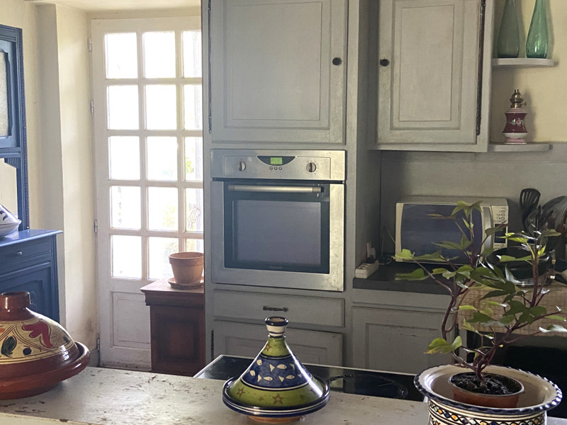 French property for sale in Lignières-Sonneville, Charente - €183,600 - photo 2