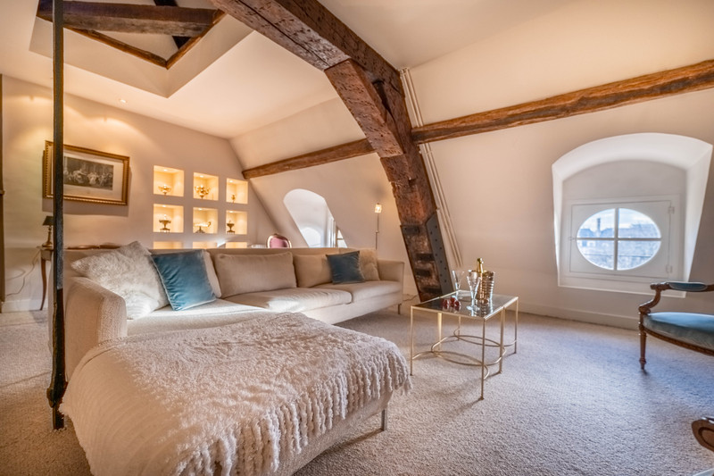 French property for sale in Paris 3e Arrondissement, Paris - €4,400,000 - photo 4