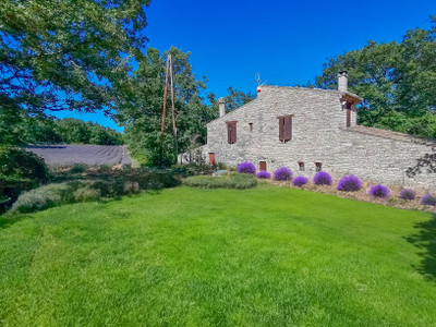 Maison à vendre à Vachères, Alpes-de-Hautes-Provence, PACA, avec Leggett Immobilier