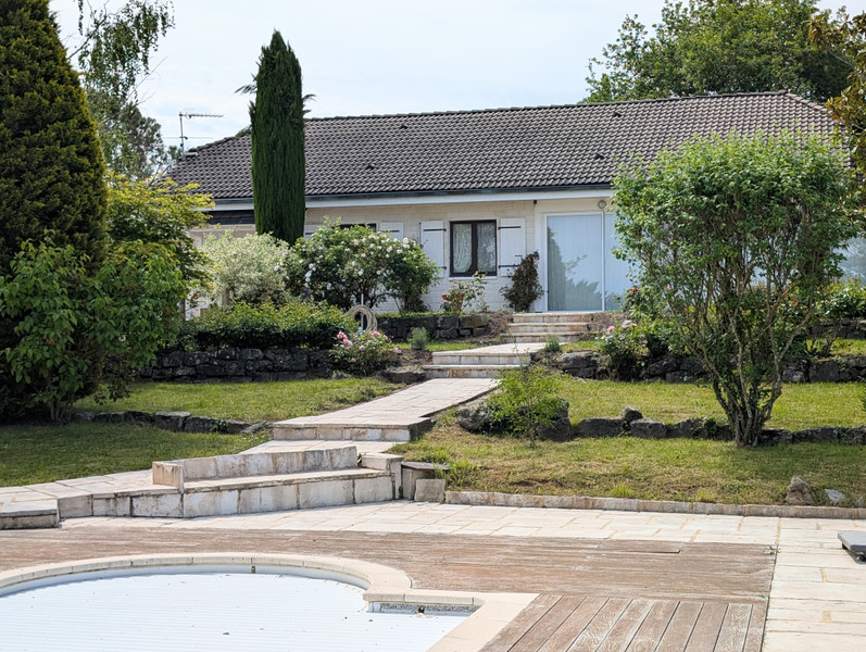 French property for sale in Messery, Haute-Savoie - €959,000 - photo 5