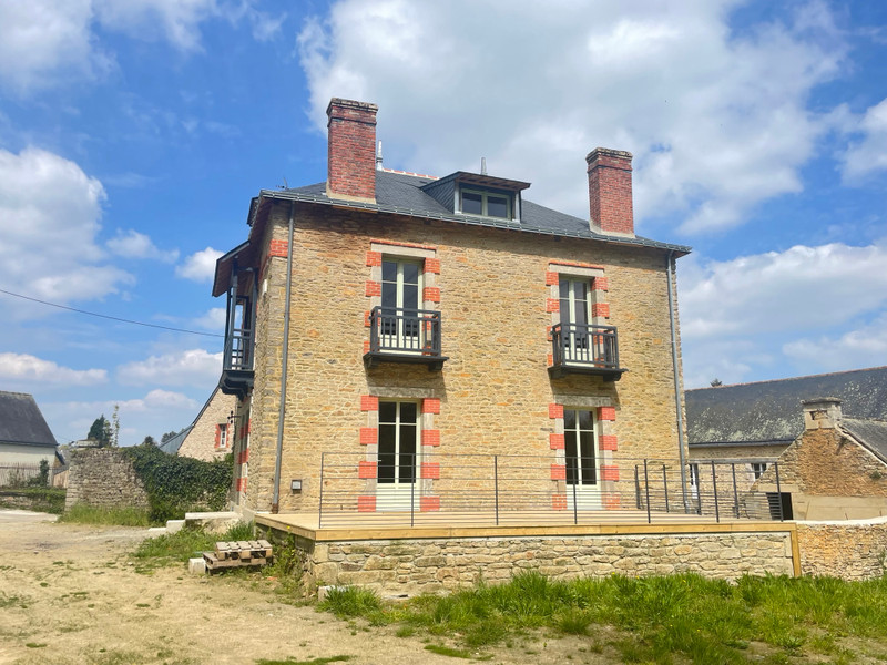 House for sale in Josselin Morbihan Stunning stone property