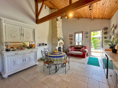 French property for sale in Saint-Romain, Charente - €336,000 - photo 2