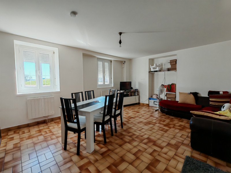 French property for sale in Saint-Éloy-les-Mines, Puy-de-Dôme - €185,000 - photo 5