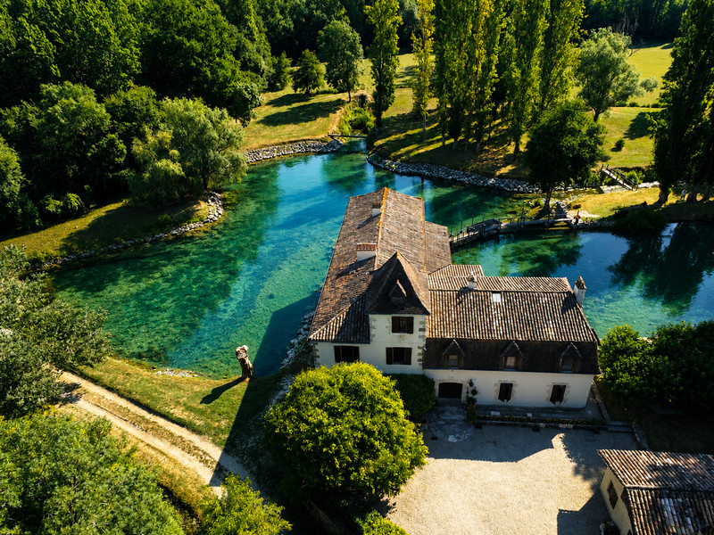 French property for sale in Issigeac, Dordogne - €1,295,000 - photo 2