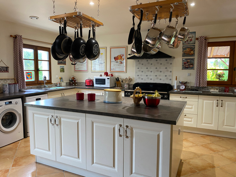 French property for sale in Angeac-Champagne, Charente - €493,168 - photo 6