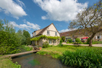 French property, houses and homes for sale in Courtenay Loiret Centre