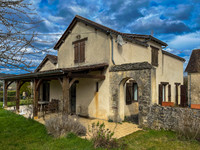 Maison à vendre à Saint-Léon-sur-Vézère, Dordogne - 203.000 € - photo 1