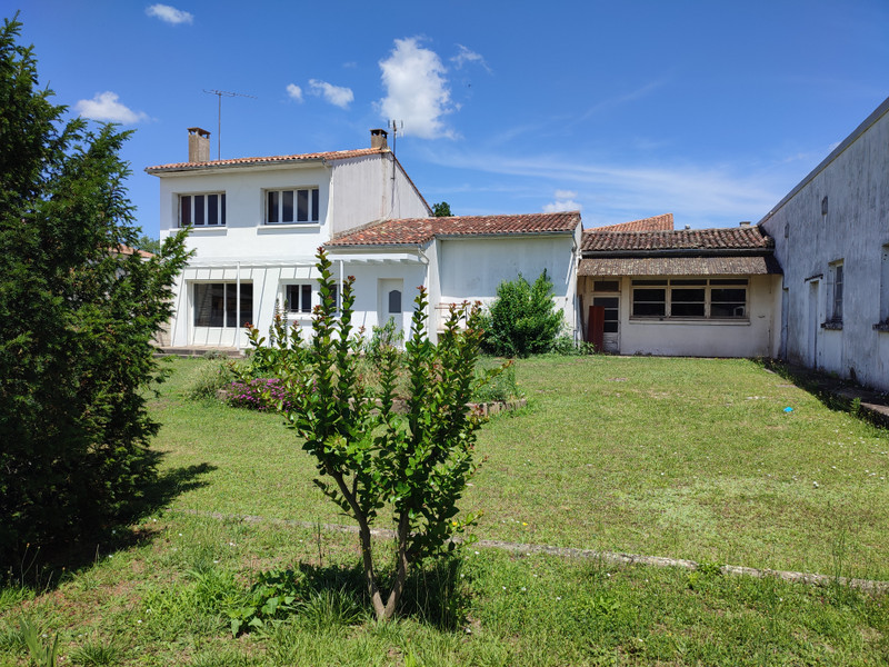 House for sale in Gémozac CharenteMaritime Close to all shops