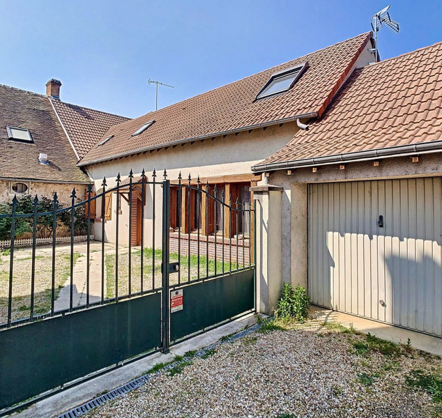 French property for sale in Selles-sur-Cher, Loir-et-Cher - €137,231 - photo 9
