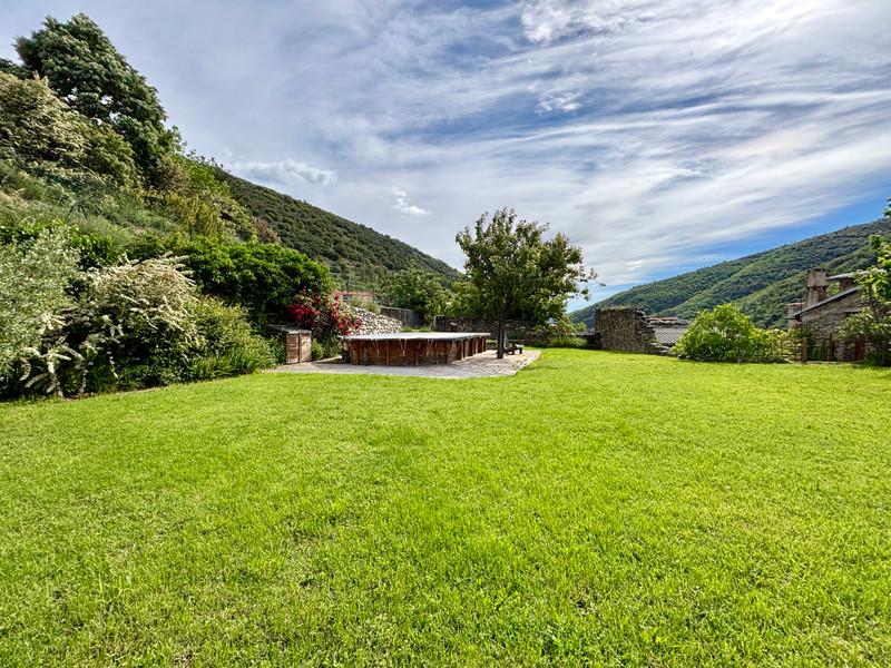 French property for sale in Olette, Pyrénées-Orientales - €285,000 - photo 1