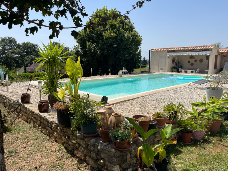 Maison à vendre à Lalinde, Dordogne - 348.000 € - photo 1
