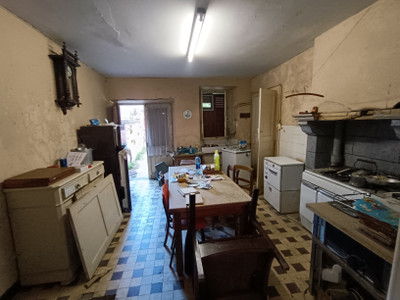 French property for sale in Aubusson, Creuse - €46,600 - photo 3