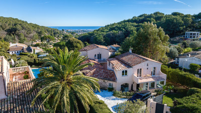 Maison à vendre à Vallauris, Alpes-Maritimes, PACA, avec Leggett Immobilier