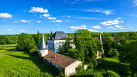Propriété à vendre à Les Gours, Charente - 530 000 € - photo n°2