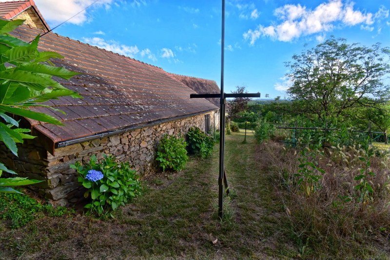French property for sale in Juillac, Corrèze - €199,000 - photo 2