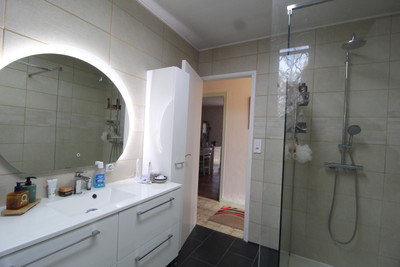 French property for sale in Manot, Charente - €199,000 - photo 9