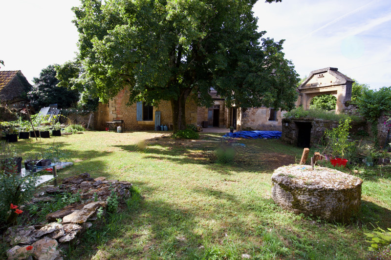 French property for sale in Meyrals, Dordogne - €350,000 - photo 2