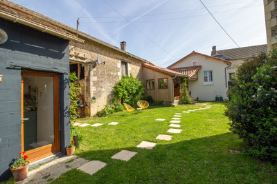 French property for sale in Antogny-le-Tillac, Indre-et-Loire - €267,500 - photo 11