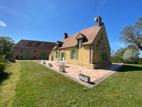 Maison à vendre à Saint-Éloy-d'Allier, Allier - 214.000 € - photo 1