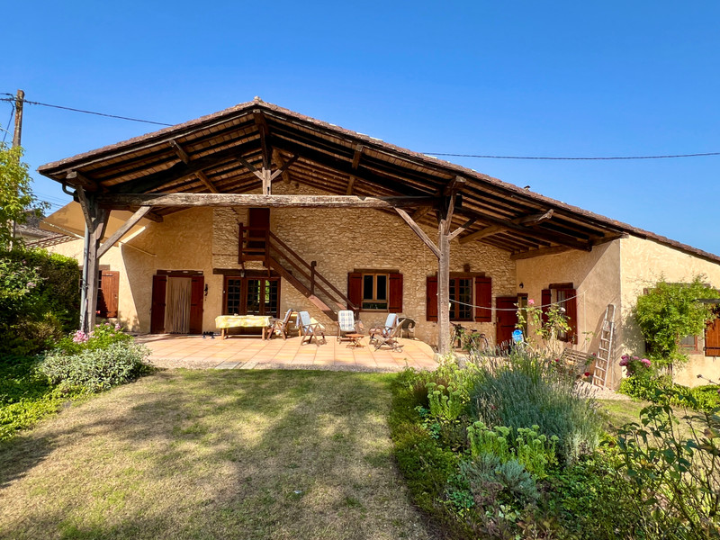 French property for sale in Lauzun, Lot-et-Garonne - €235,000 - photo 1