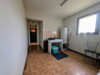Maison à vendre à Saint-Coutant, Deux-Sèvres - 69.000 € - photo 8