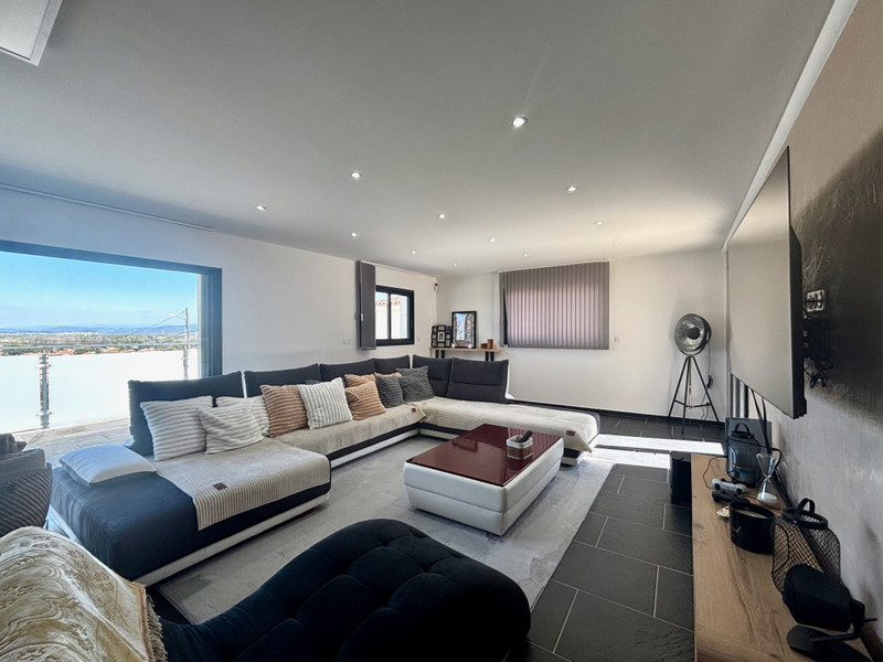Propriété à vendre à Pont-Saint-Esprit, Gard - 450 000 €