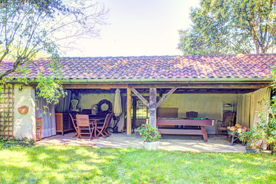 ELEGANT 18th-CENTURY BÉARNAISE VILLA NEAR SALIES-DE-BÉARN + IDEAL FOR A FAMILY/BOUTIQUE B&B + BEACH 50 MINS!